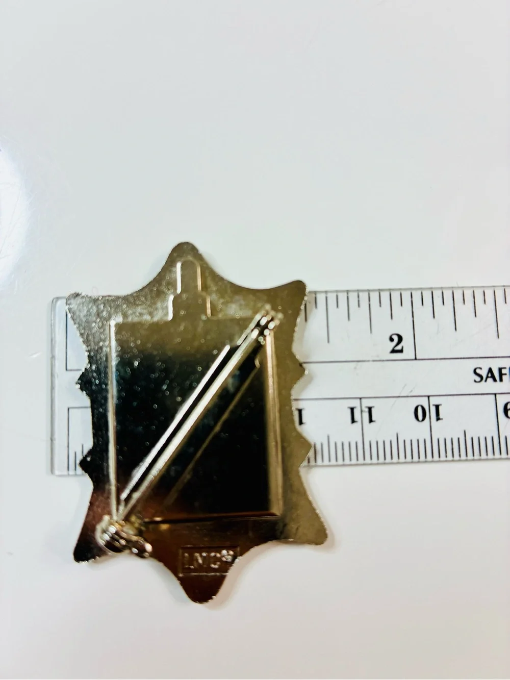 Gold Tone Victorian Inspired Photo Frame Brooch - Elegant Women's Jewelry